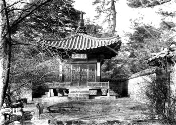 창덕궁 후원 연경당과 농수정