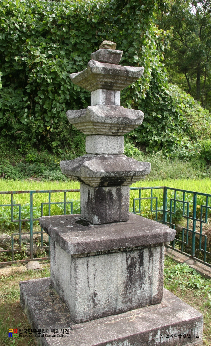 갈계리 삼층석탑