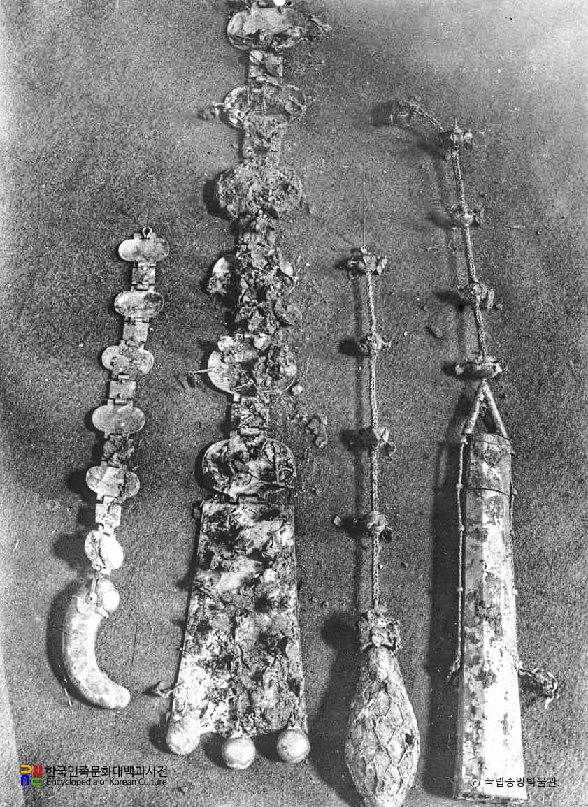 경북 경주 금관총 금제요패