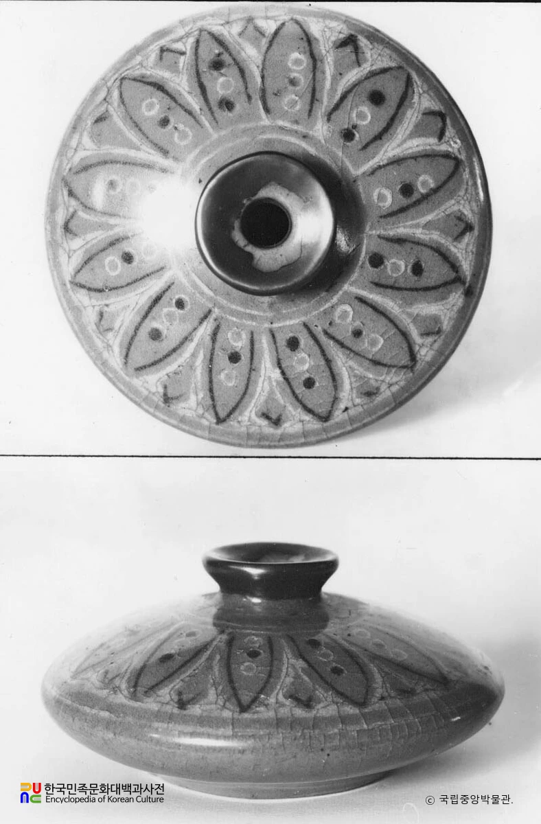 청자 상감 동화 연판문 유병