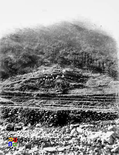 충남 공주 계룡산 학봉리 유적 발굴 조사