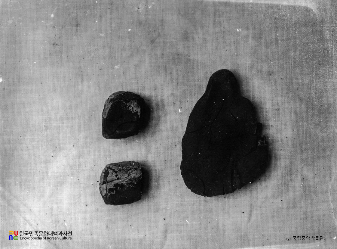 경주 분황사 모전석탑 사리석함 발견 연제품