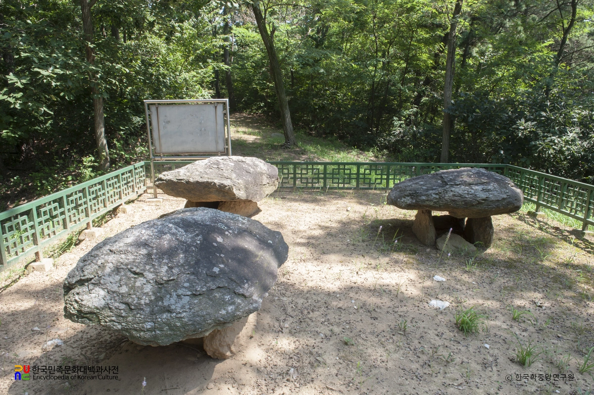 파주 덕은리 지석묘