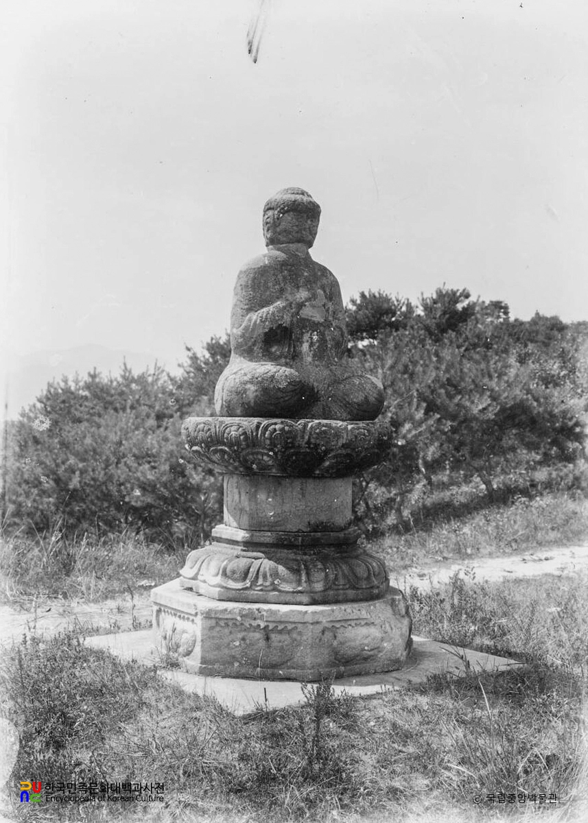 원주 남산 추월대 석불좌상