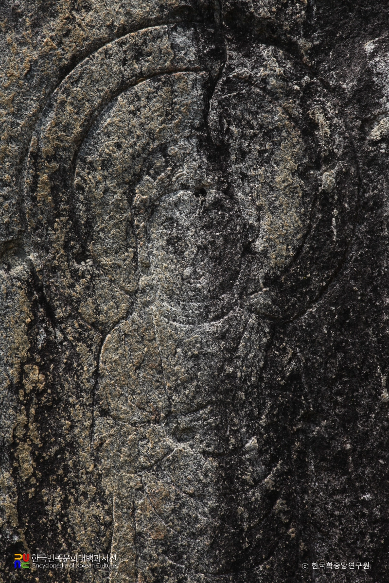 함양 대덕리 마애여래입상