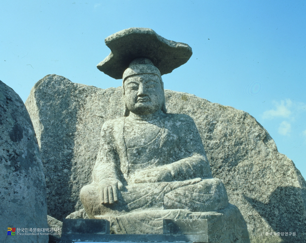 경산 팔공산 관봉 석조 여래 좌상
