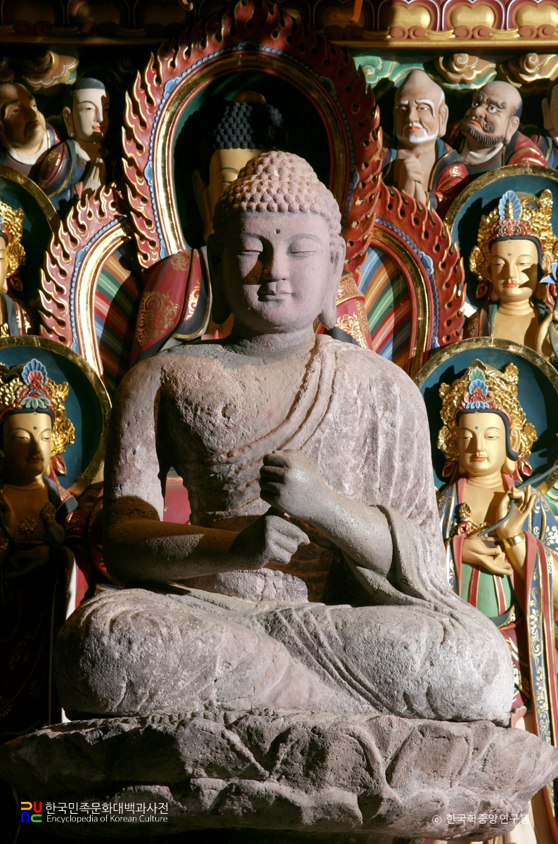 밀양 천황사 석조비로자나불좌상