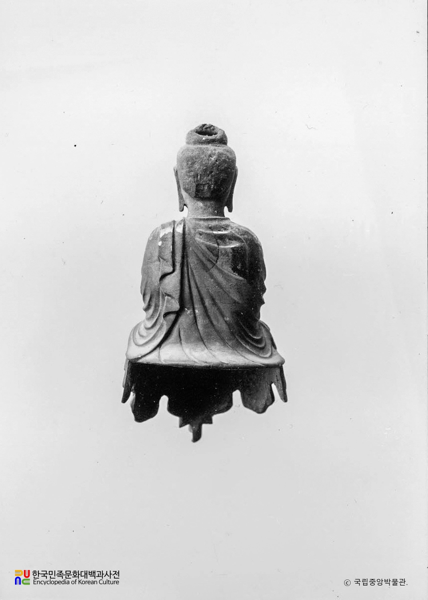 경주 구황리 금제여래좌상