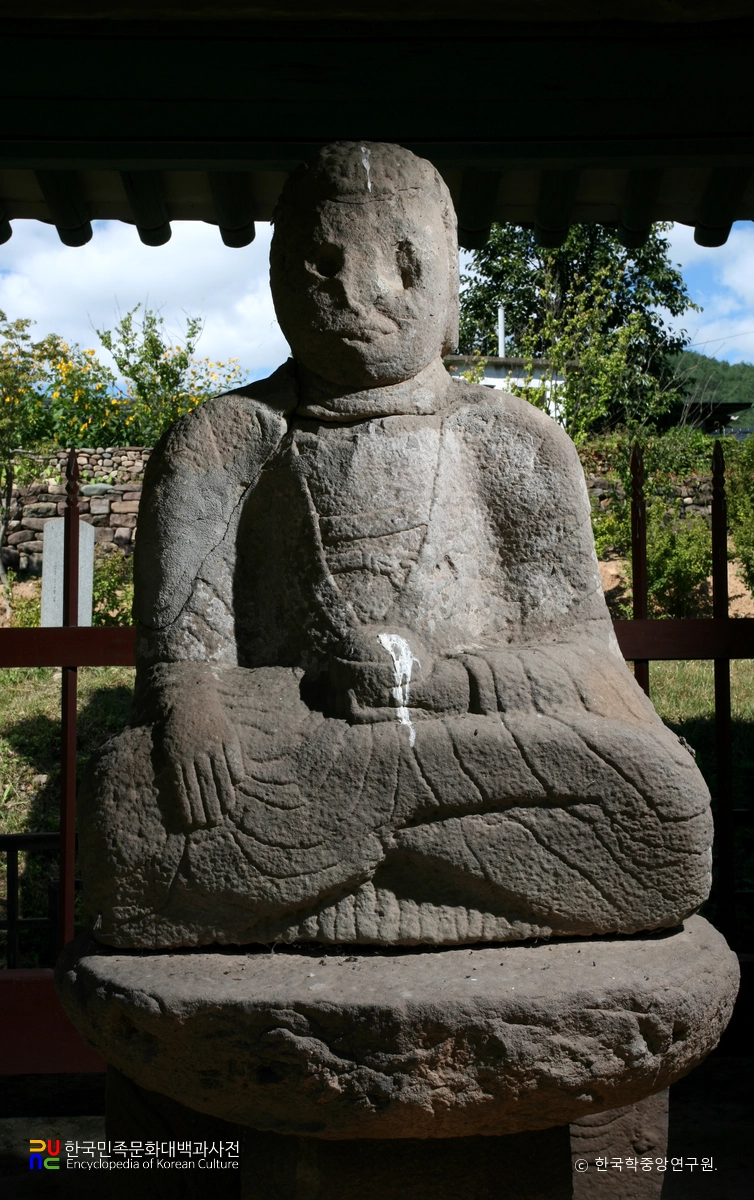 영양 연당동 석불좌상