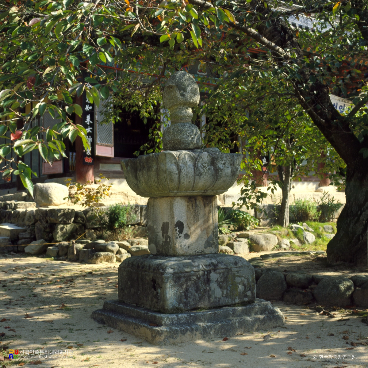 김제 금산사 노주