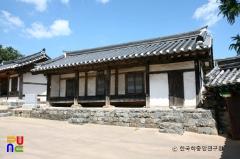 청양 정산향교 동재