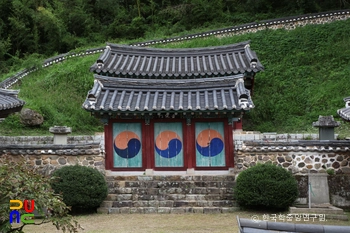 사천 구계서원 내삼문 정면