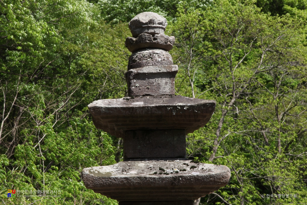 진주 청곡사 삼층석탑 상륜부