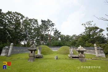 서울 조선 연산군 묘역 정면