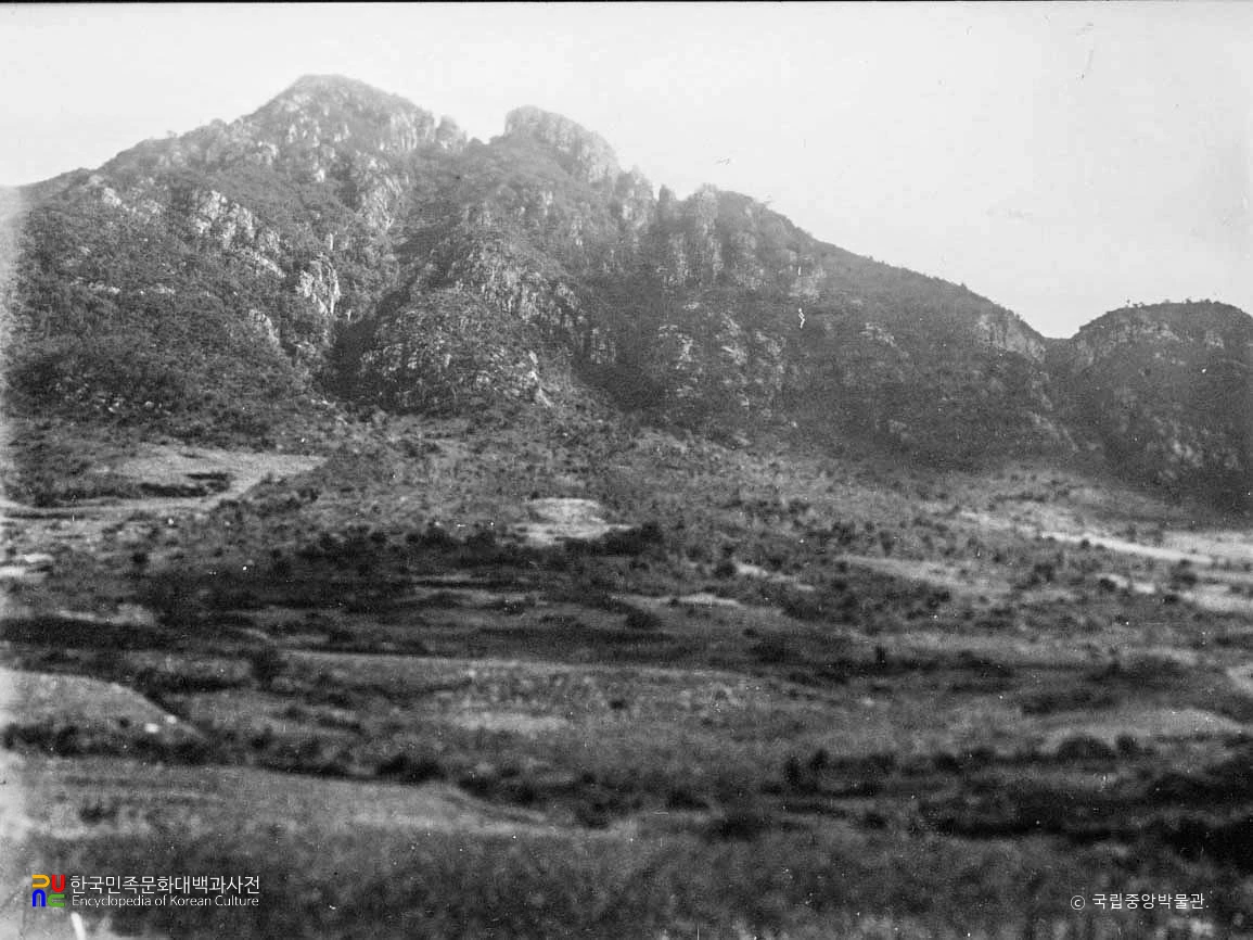 봉산 고려왕산성 전경