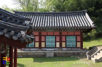 진주 진주향교 중 서무