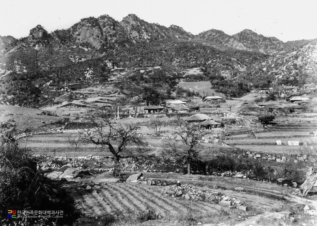 개성 영통사터 전경