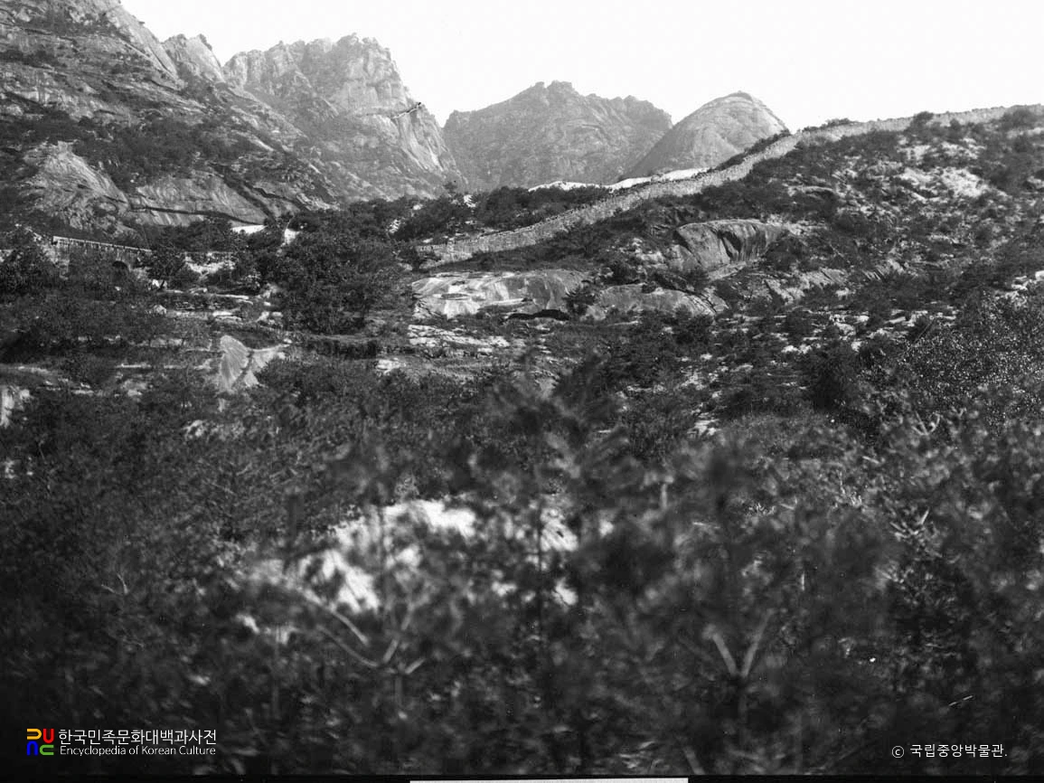 고양 북한산성 전경