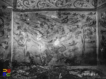 평안남도 중화 진파리 1호분 현실 오벽 현무