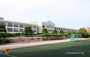 정광중학교