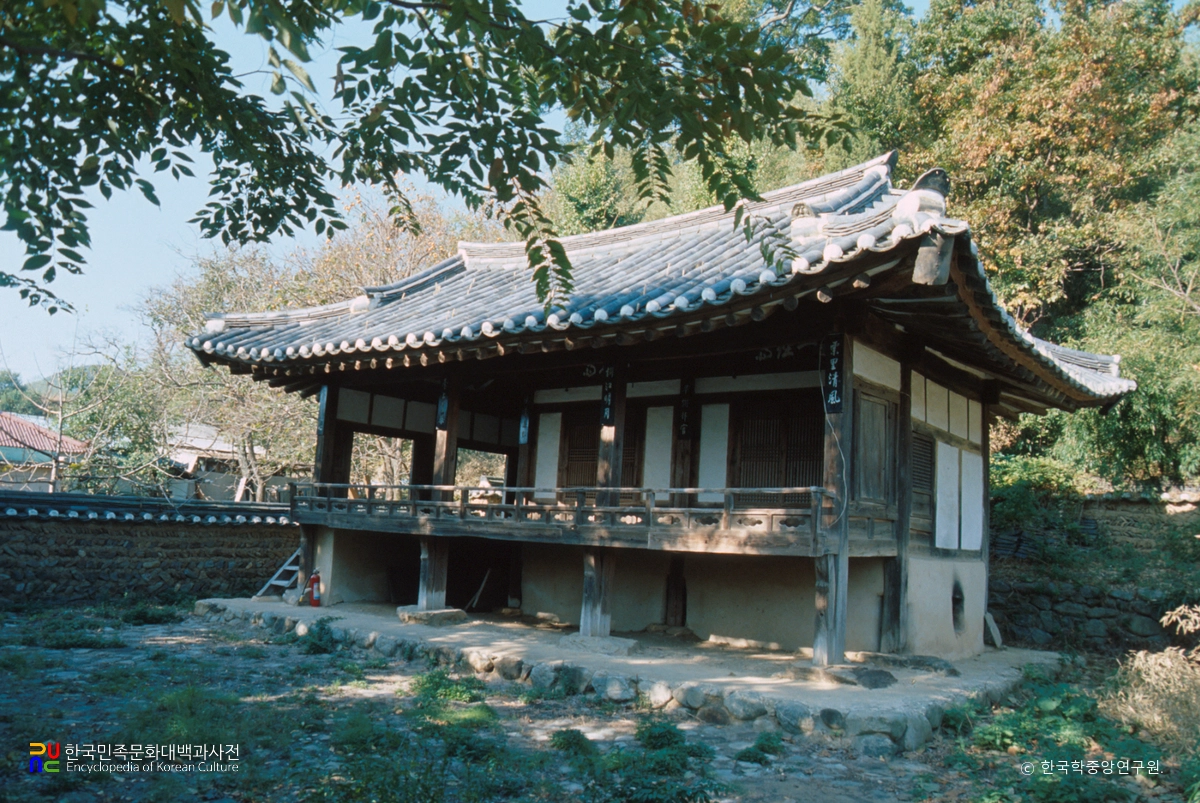 영동 삼괴당 정측면
