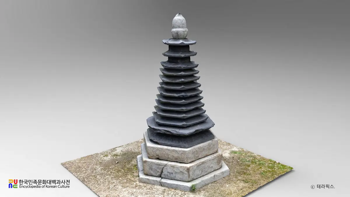 김제 금산사 육각다층석탑 정측면