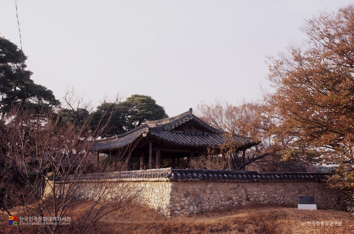 안동 삼귀정 정측면