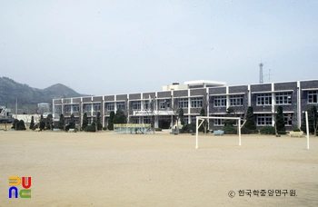 영동초등학교