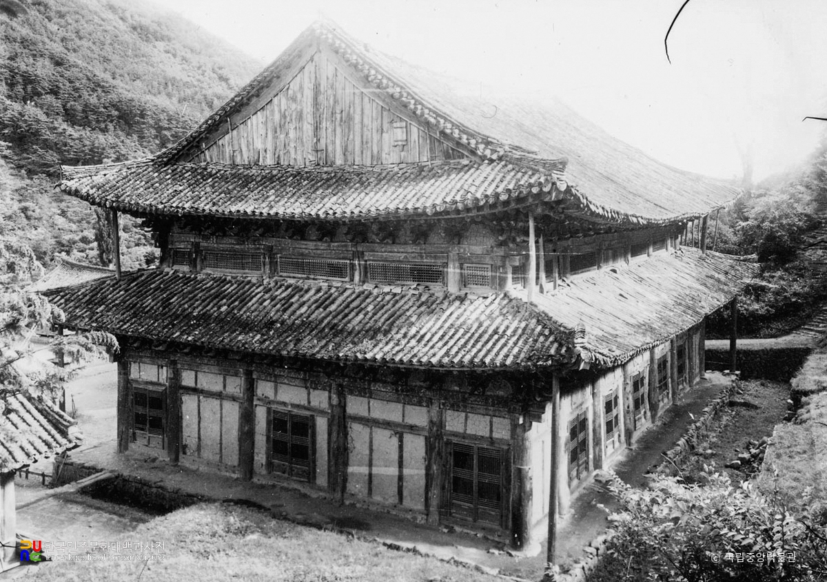구례 화엄사 각황전 좌측후면