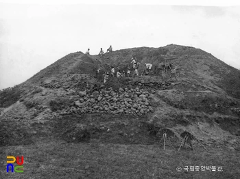 창녕 교동과 송현동 고분군 중 교동 117호분 발굴 모습