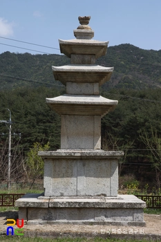 산청 단속사지 동 삼층로아 슬롯 우측면