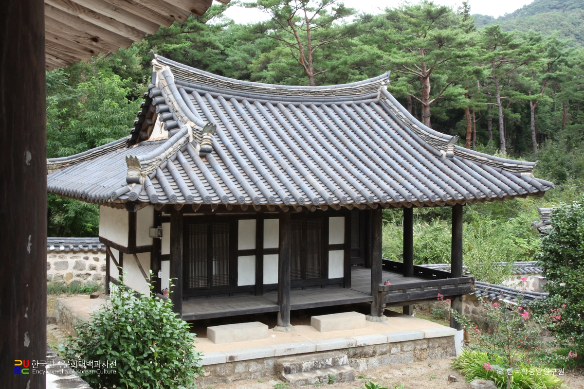 경남 고성 수림서원 중 산해정 정측면