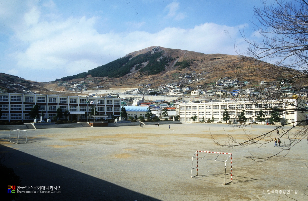 여수서초등학교