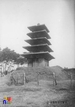 익산 왕궁리 오층석탑 전경