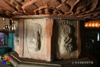 청원 동화사 석조비로자나불좌상