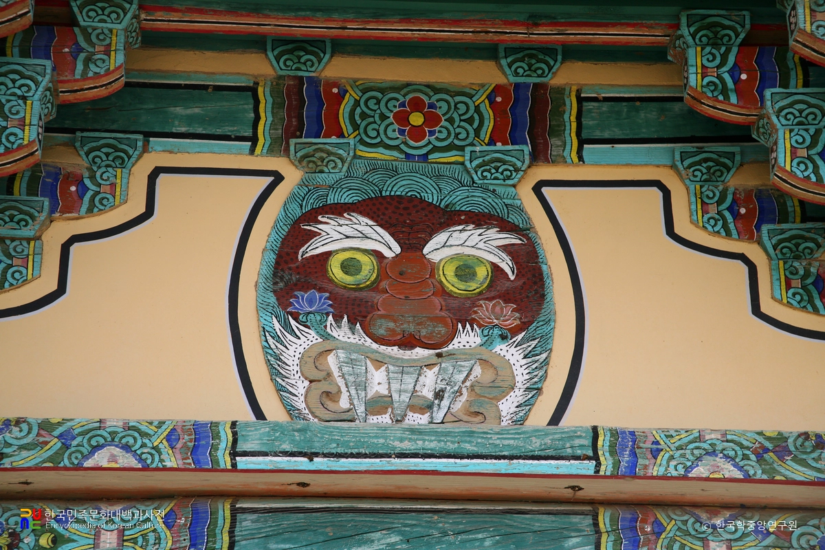 장수 신광사 대웅전