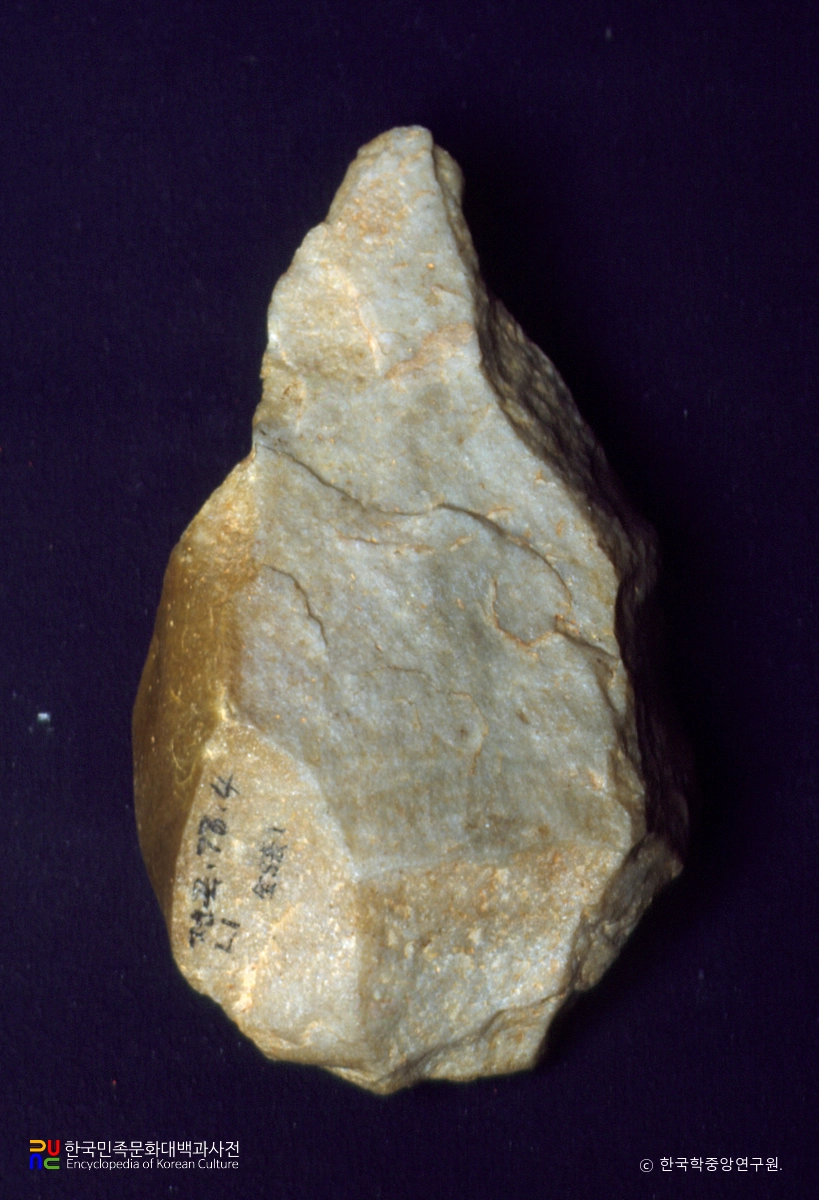 연천 전곡리 유적 주먹도끼