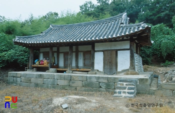 논산 영사암 정측면