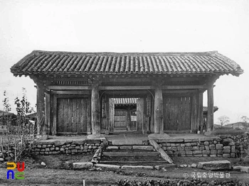 슬롯 머신 버그 임영관 삼문 정면