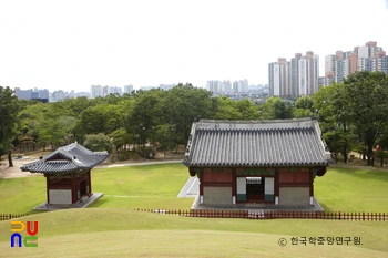 서울 조선 고종 후비 순헌귀비엄씨 영휘원 정자각과 비각 전경
