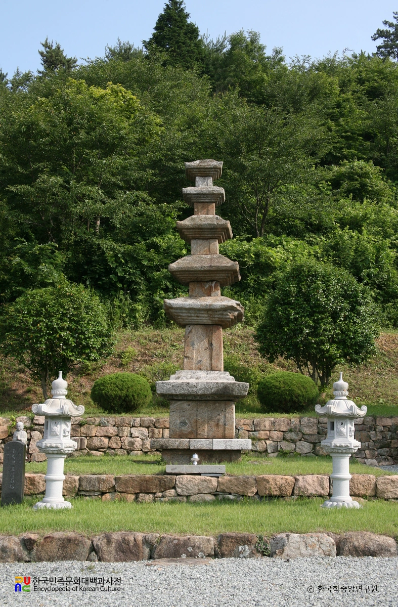보성 옥마리 오층석탑 정면