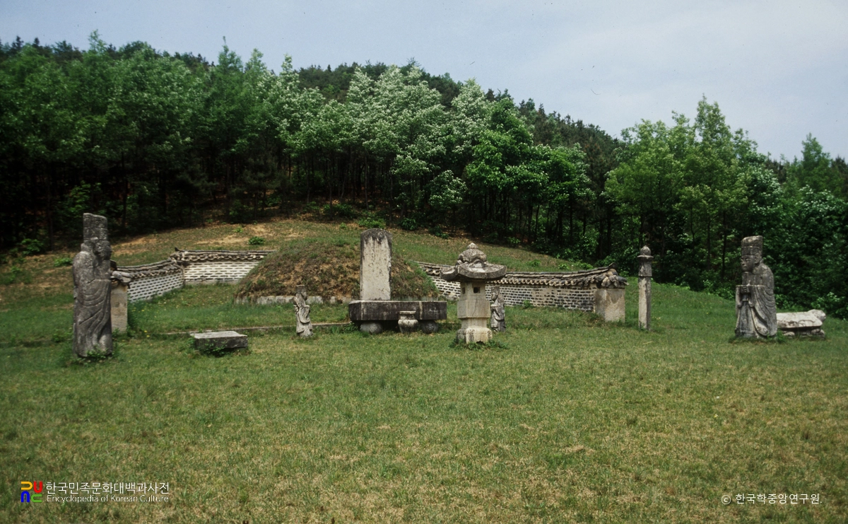 포천 인평대군 묘 및 신도비 중 인평대군 묘 전경