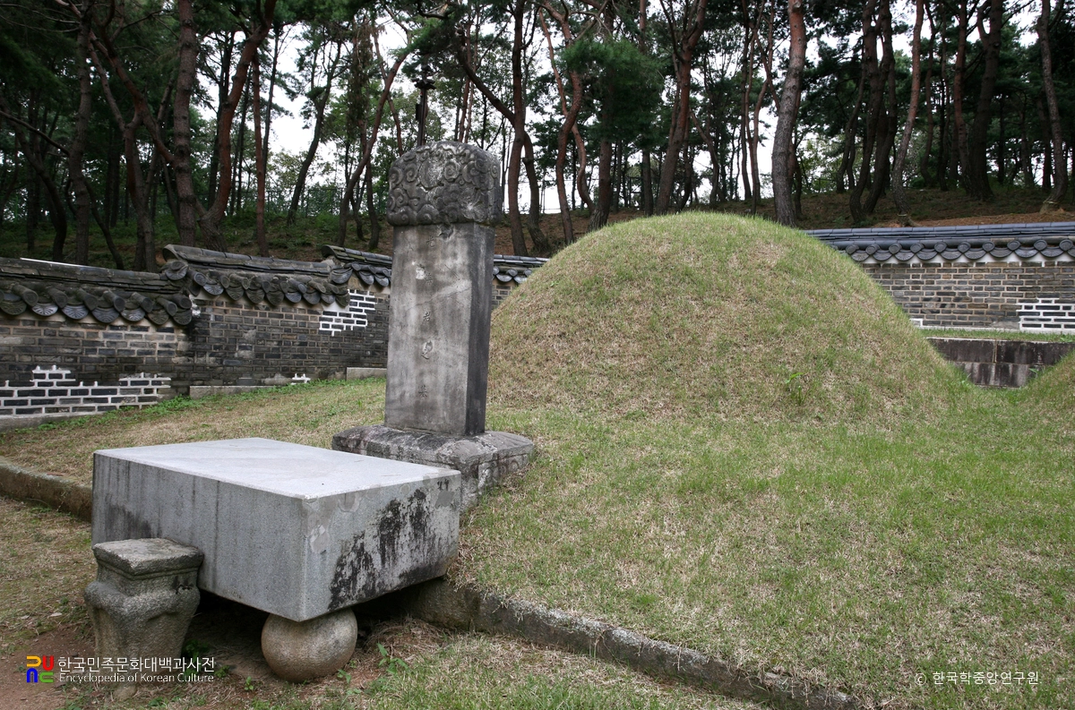 남양주 조선 광해군묘 중 광해군 봉분 정측면
