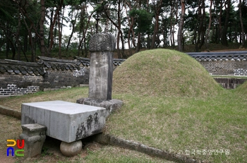 남양주 조선 광해군묘 중 광해군 봉분 정측면