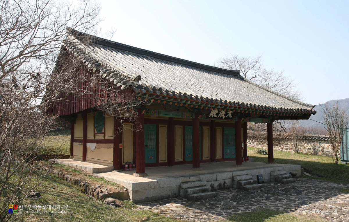 영동 황간향교 대성전 정측면