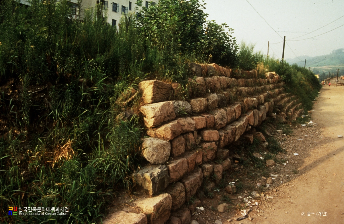 중국 국내성 성벽