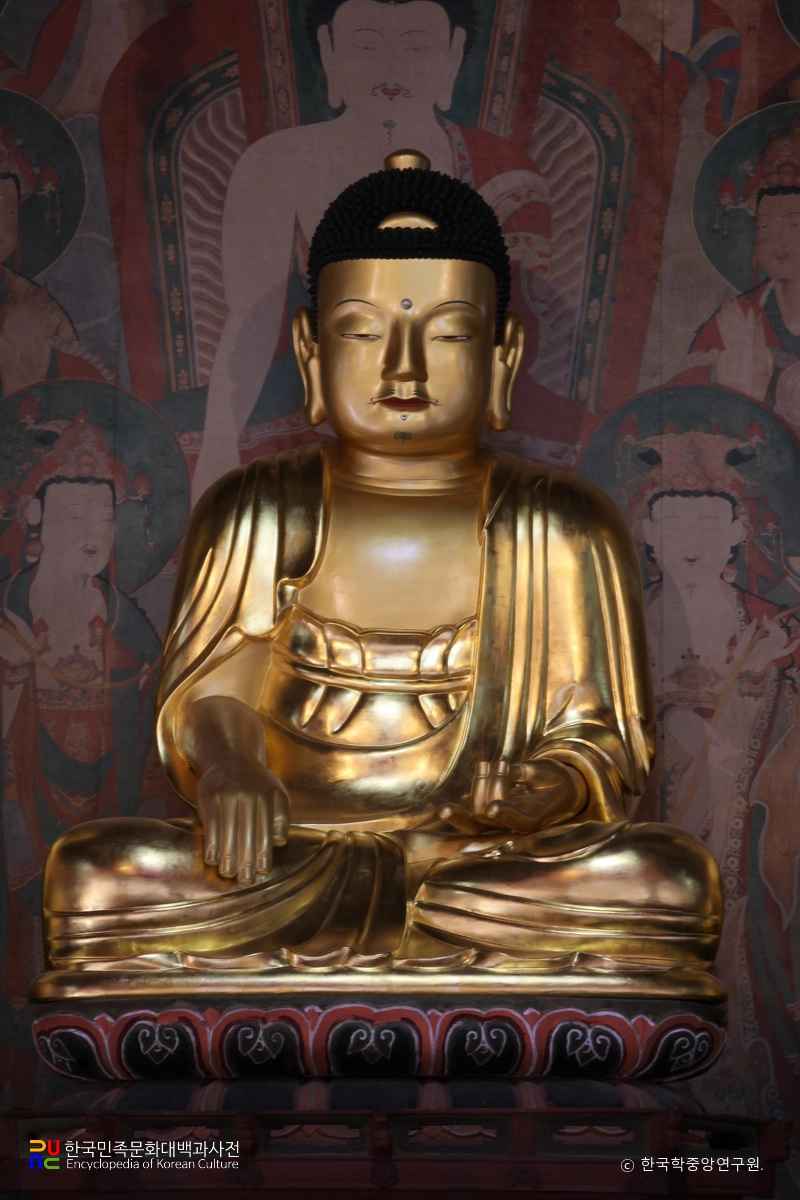 진주 청곡사 목조석가여래삼존좌상 중 본존