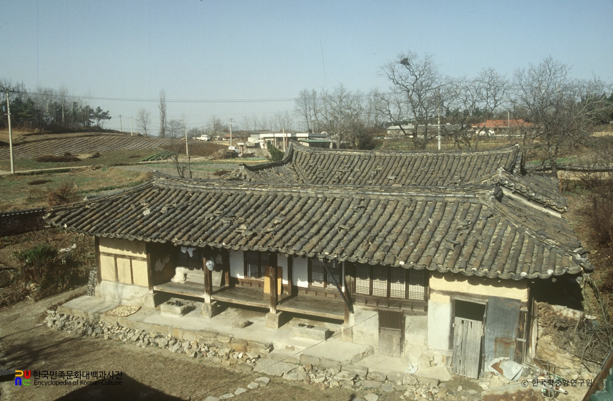 <b>세종</b> 부강리 고택