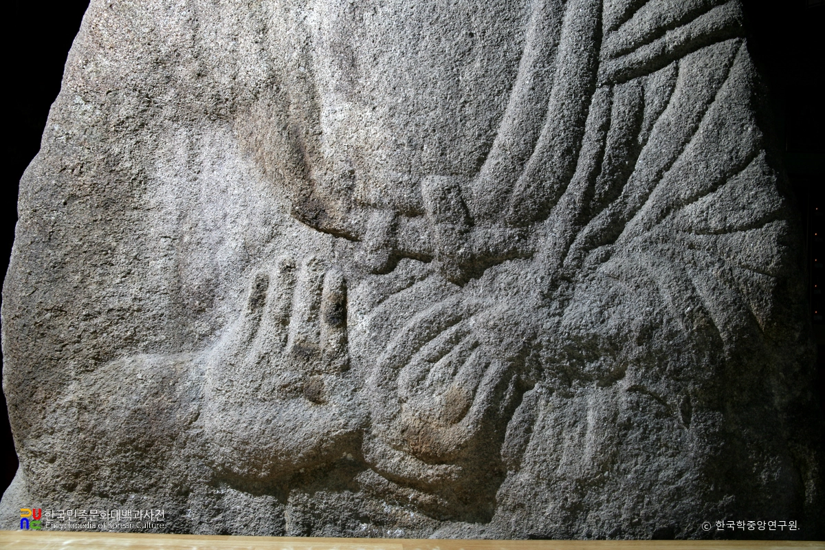 정읍 미륵사 석불좌상