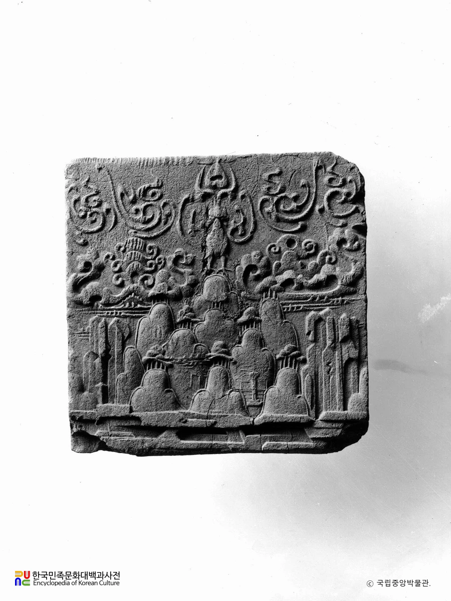 충남 부여 규암면 외리 출토 산수봉황문전